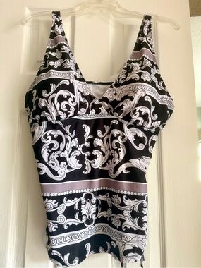 SHEIN Black White and Gray Scroll-Print Swim Camisole
